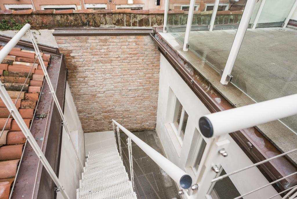 Myplace Campo Santa Margherita Apartments Βενετία Εξωτερικό φωτογραφία