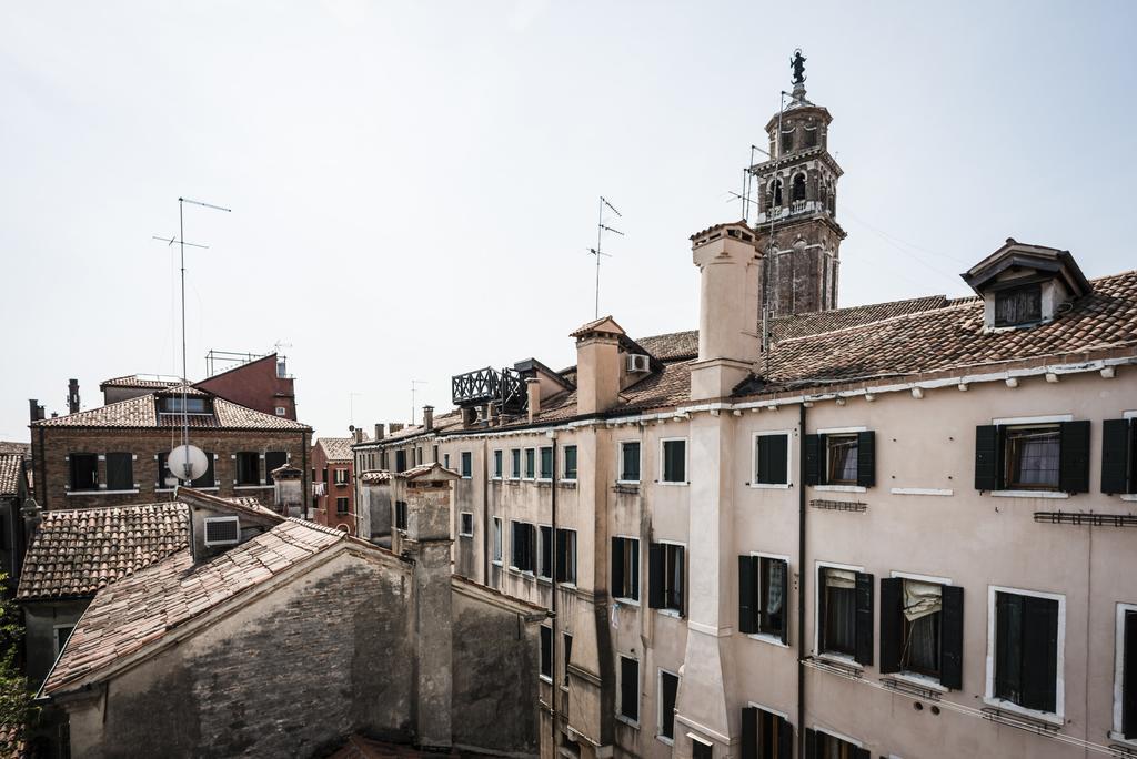 Myplace Campo Santa Margherita Apartments Βενετία Εξωτερικό φωτογραφία