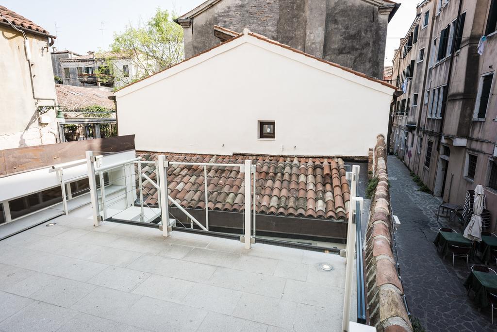 Myplace Campo Santa Margherita Apartments Βενετία Εξωτερικό φωτογραφία